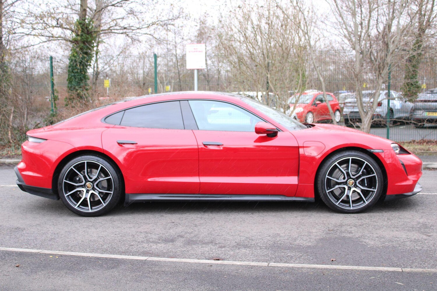 Used Porsche Taycan for sale - 77550567: Photo 7