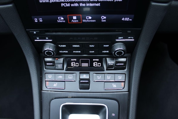 Used Porsche 911 2018 for sale - 75340075: Photo 30