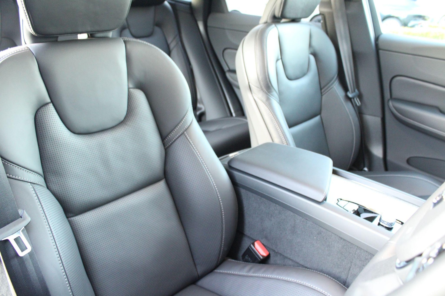 Used Volvo XC60 2024 for sale - 77108754: Photo 14