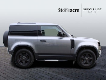 Used Land Rover Defender 2023 for sale - 78689538: Photo