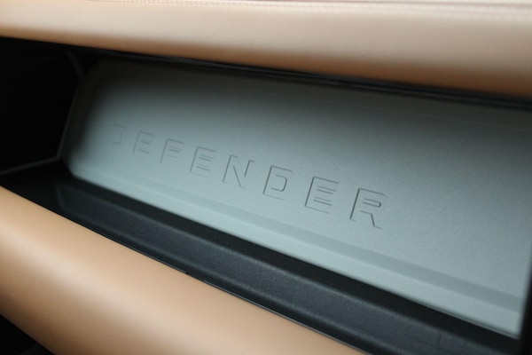 Used Land Rover Defender 90 2022 for sale - 76283420: Photo 13