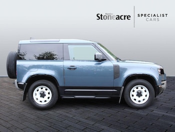 Used Land Rover Defender 90 2022 for sale - 76283420: Photo 2