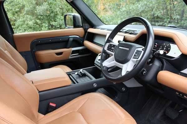 Used Land Rover Defender 90 2022 for sale - 76283420: Photo 8