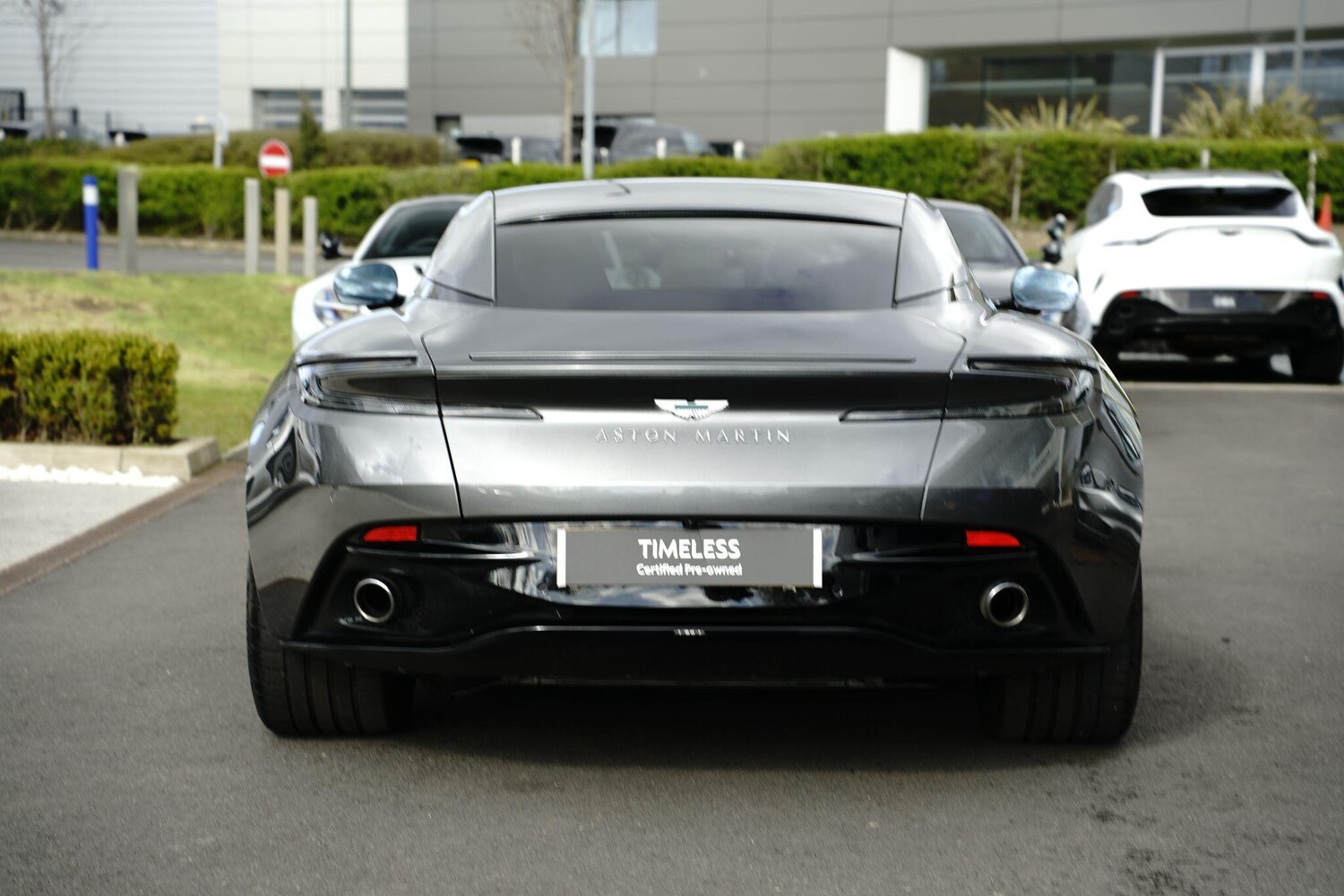 Used Aston Martin V8 for sale - 78127347: Photo 6