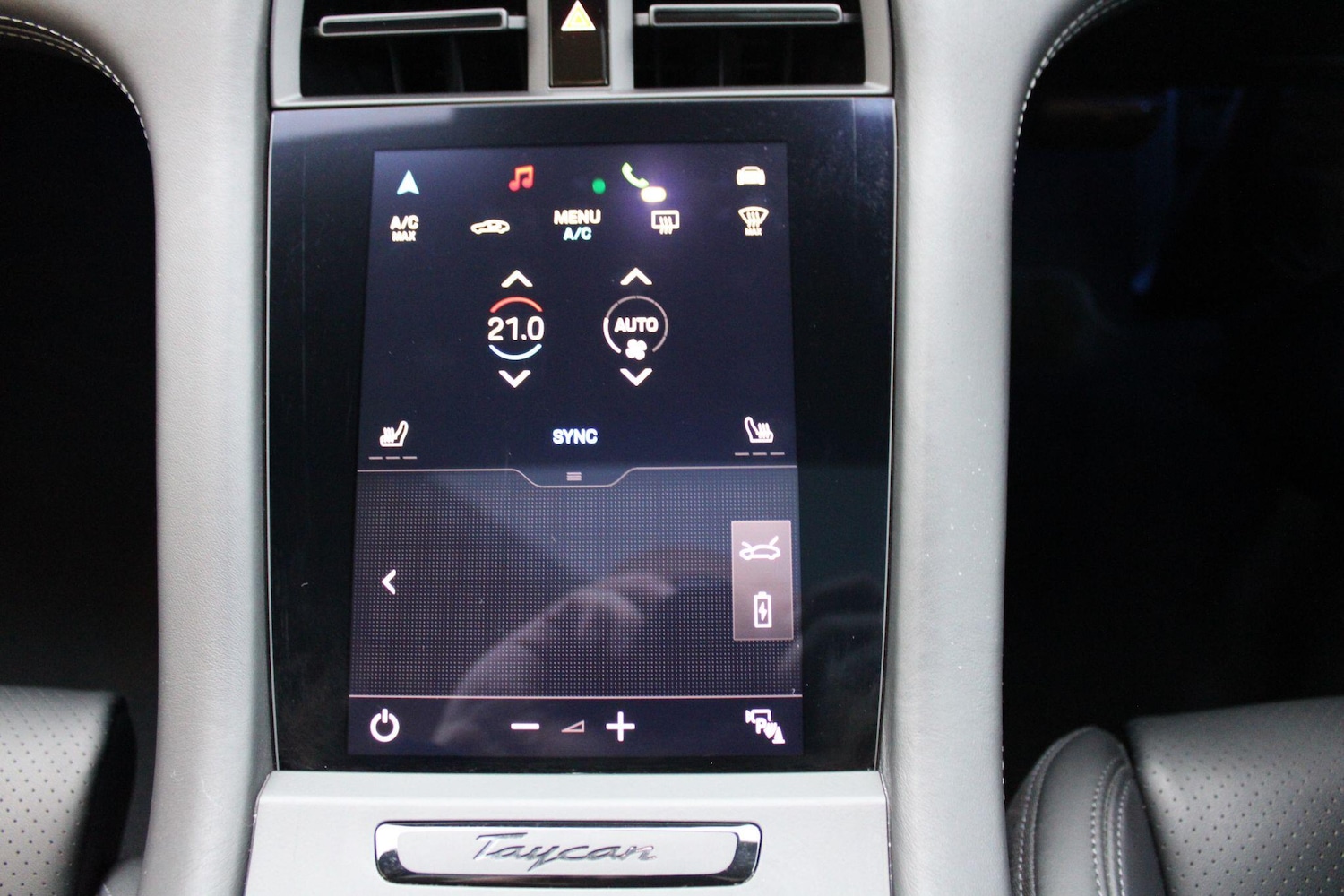 Used Porsche Taycan 2023 for sale - 77411717: Photo 39