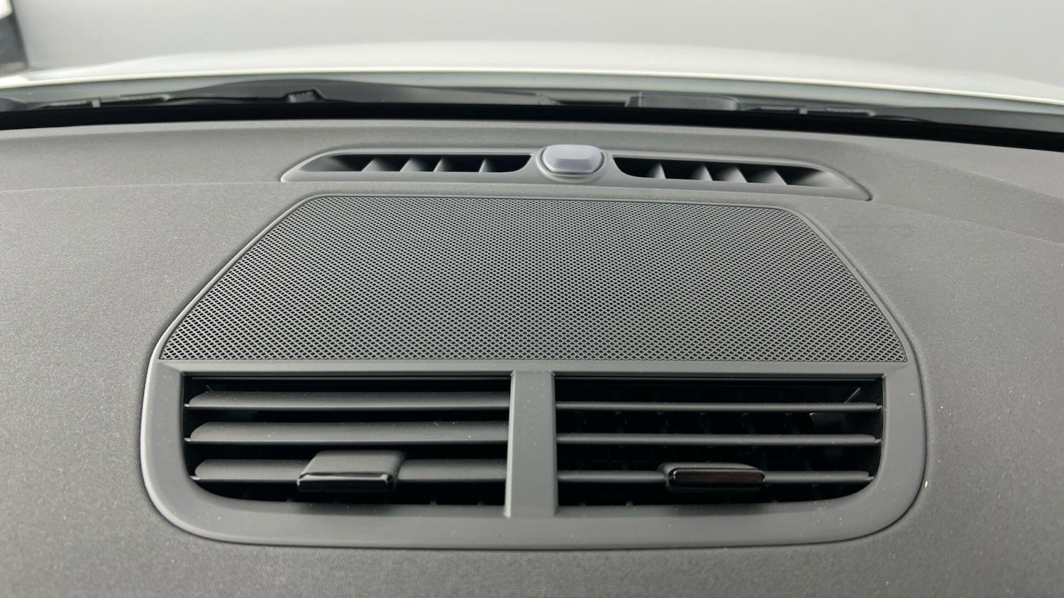 Used Polestar Polestar 2 2025 for sale - 78203770: Photo 24