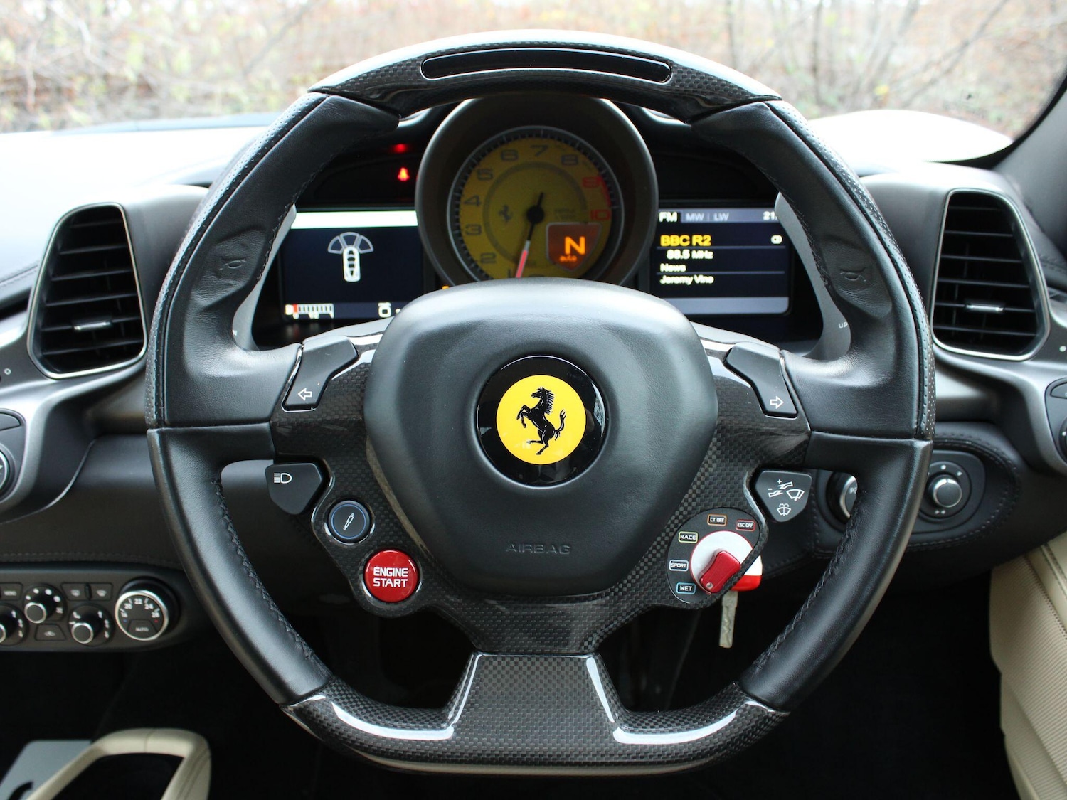 Used Ferrari 458 2015 for sale - 77074092: Photo 30