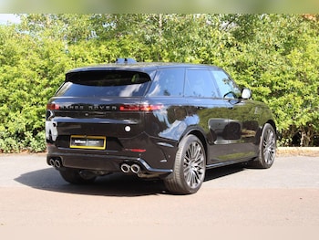 Used Land Rover Range Rover Sport 2024 for sale - 75769407: Photo