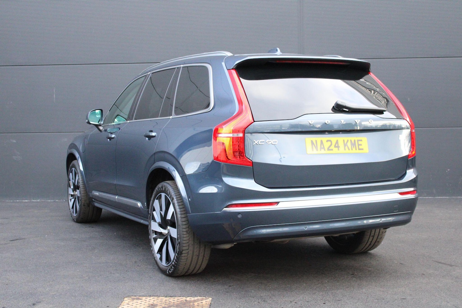 Used Volvo XC90 2024 for sale - 77723641: Photo 4