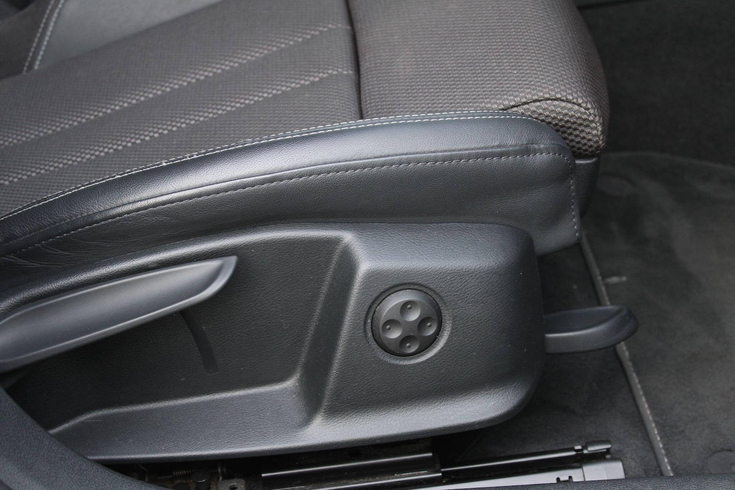 Used Audi A4 2017 for sale - 76656981: Photo 21