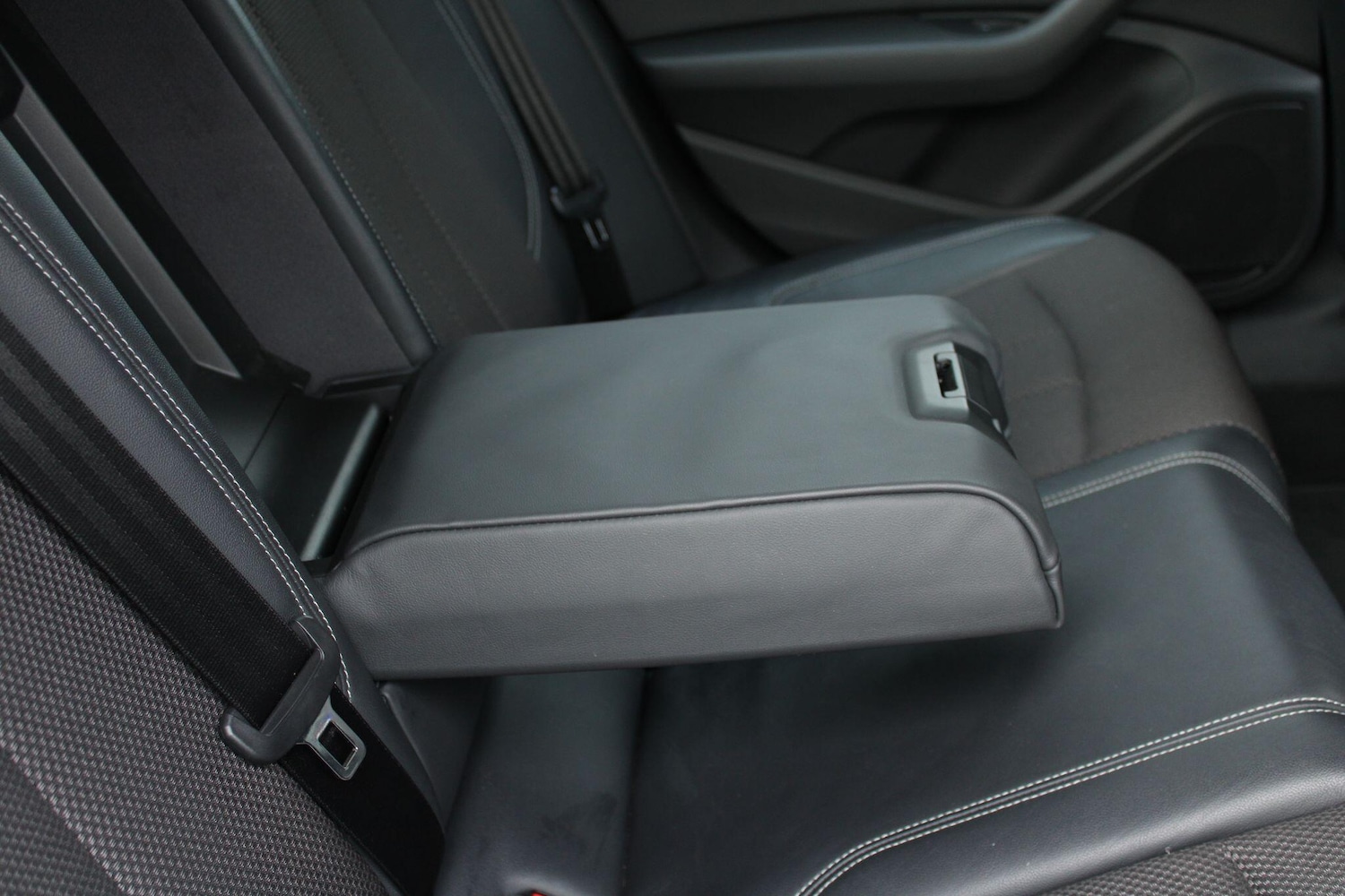 Used Audi A4 2017 for sale - 76656981: Photo 24