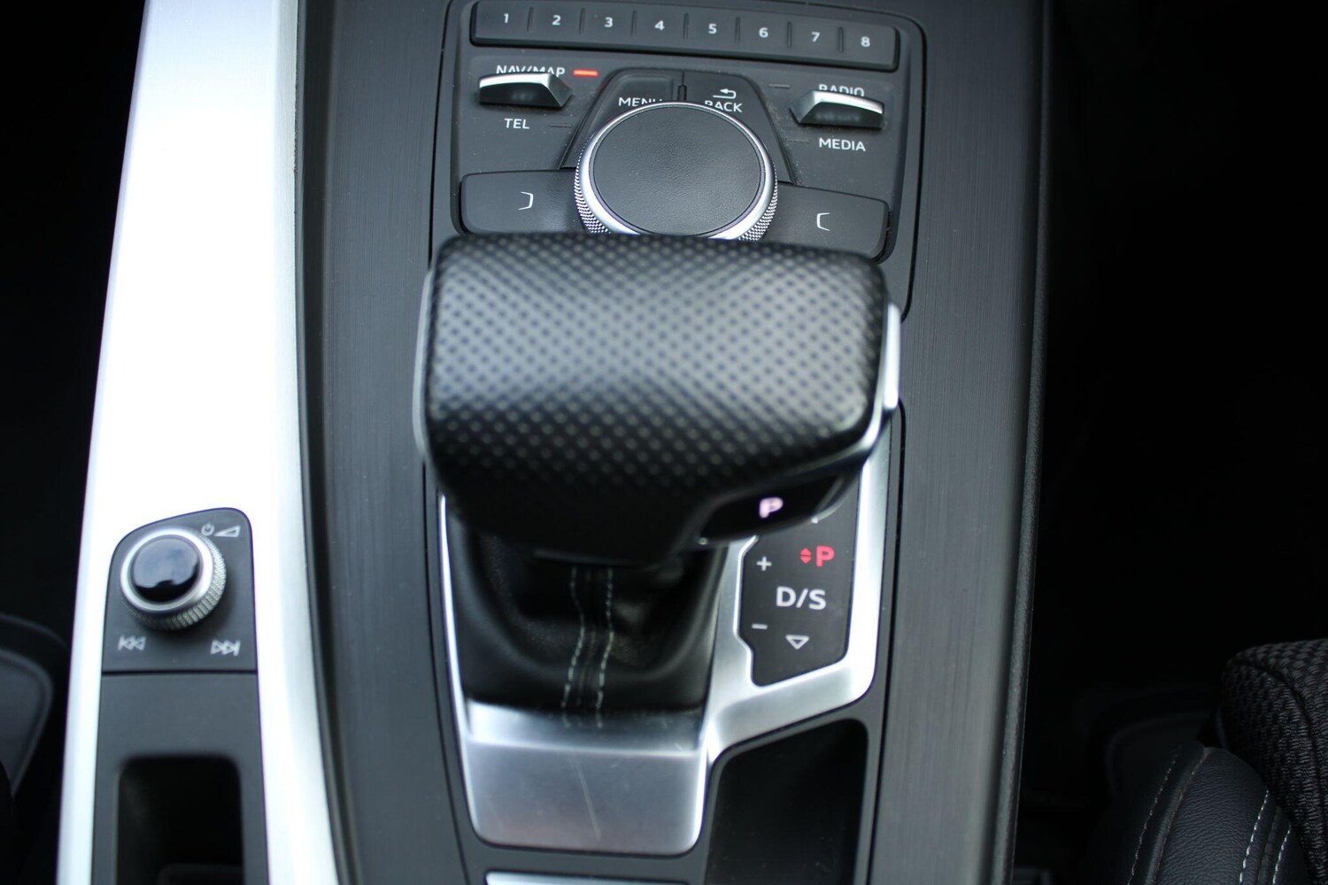 Used Audi A4 2017 for sale - 76656981: Photo 28