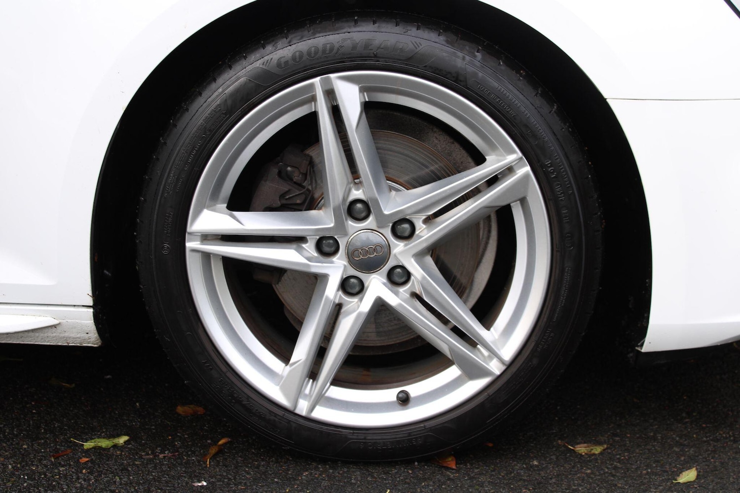 Used Audi A4 2017 for sale - 76656981: Photo 9