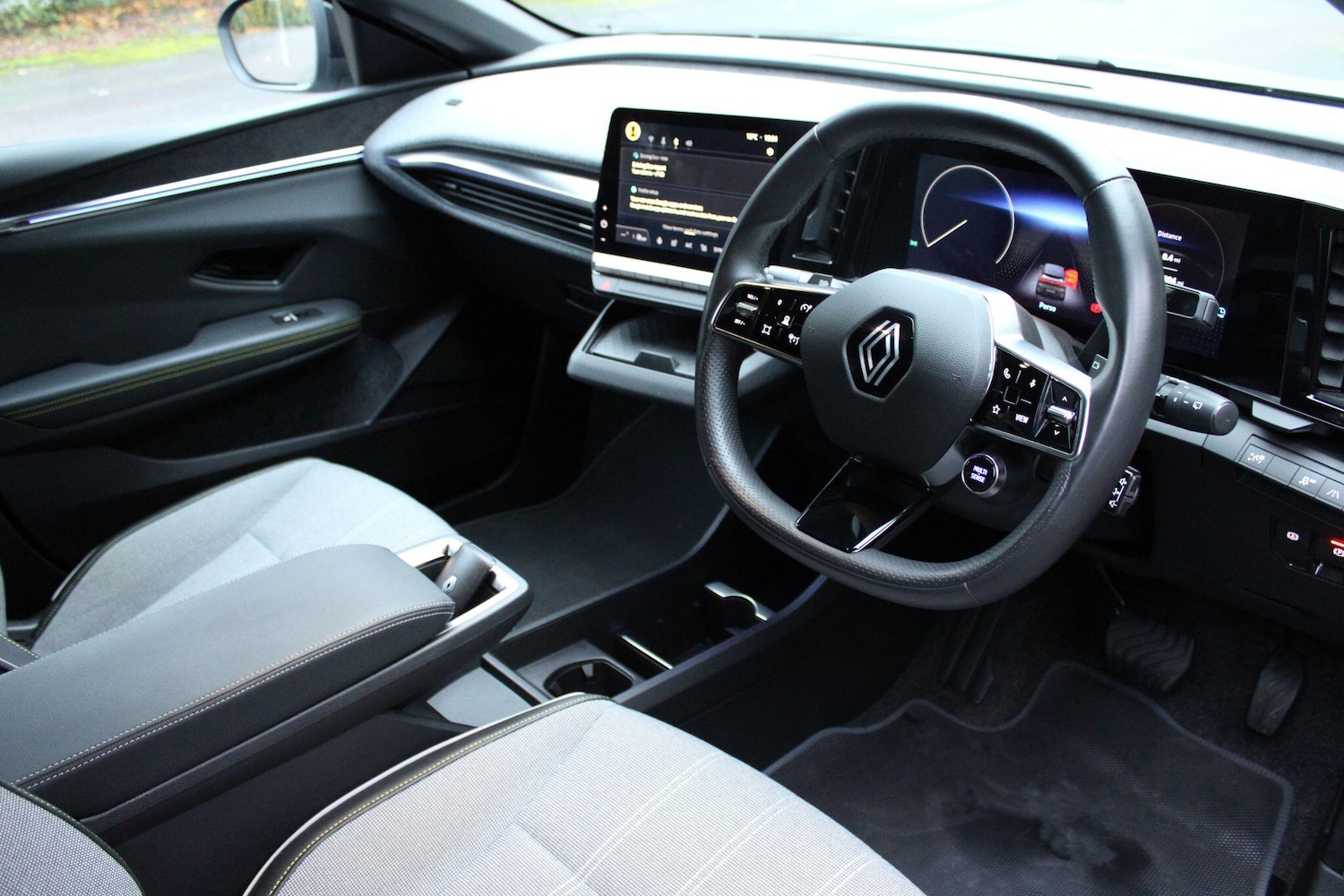 Used Renault Megane E Tech 2023 for sale - 76440962: Photo 11