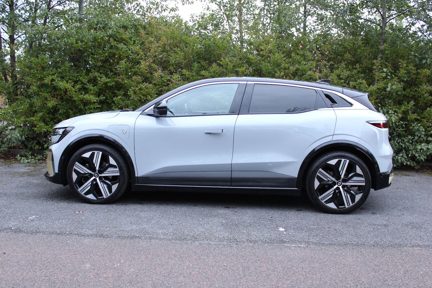 Used Renault Megane E Tech 2023 for sale - 76440962: Photo 6