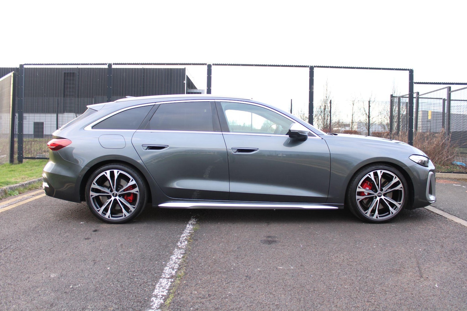 Used Audi A5 2025 for sale - 77723771: Photo 2