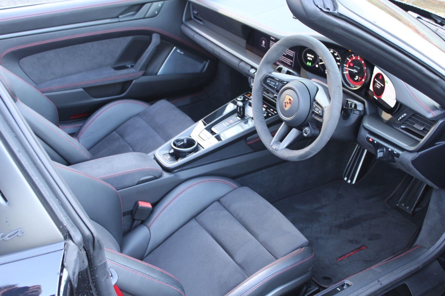 Used Porsche 911 2022 for sale - 76714133: Photo 12