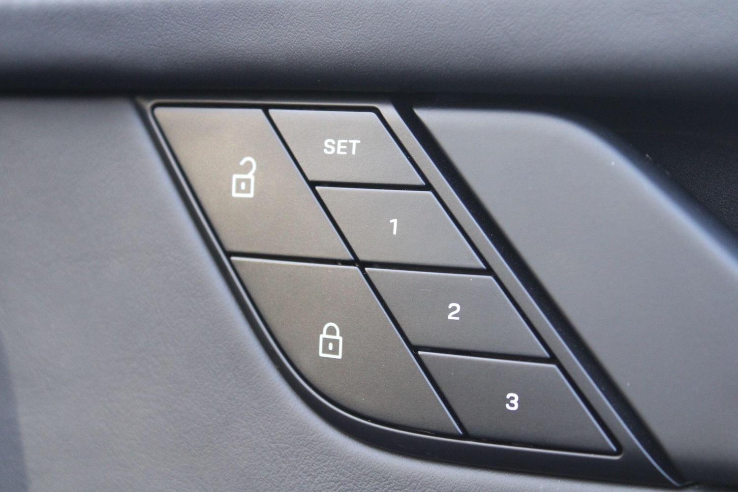 Used Porsche 911 2022 for sale - 76714133: Photo 18