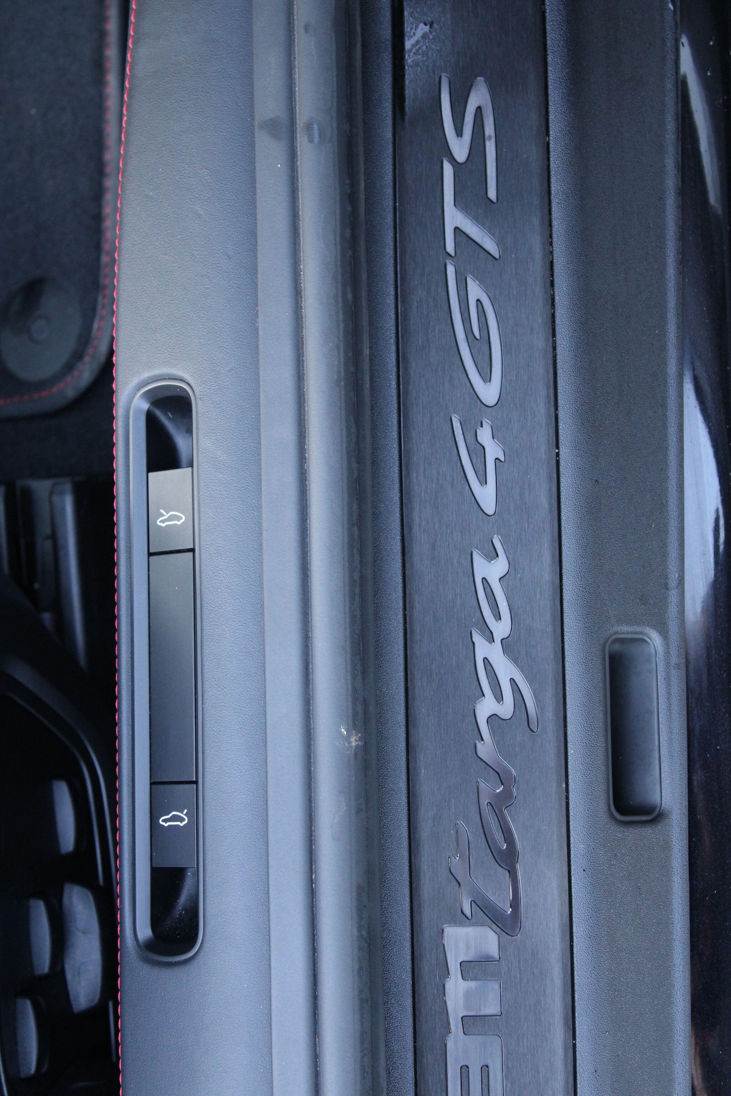 Used Porsche 911 2022 for sale - 76714133: Photo 38