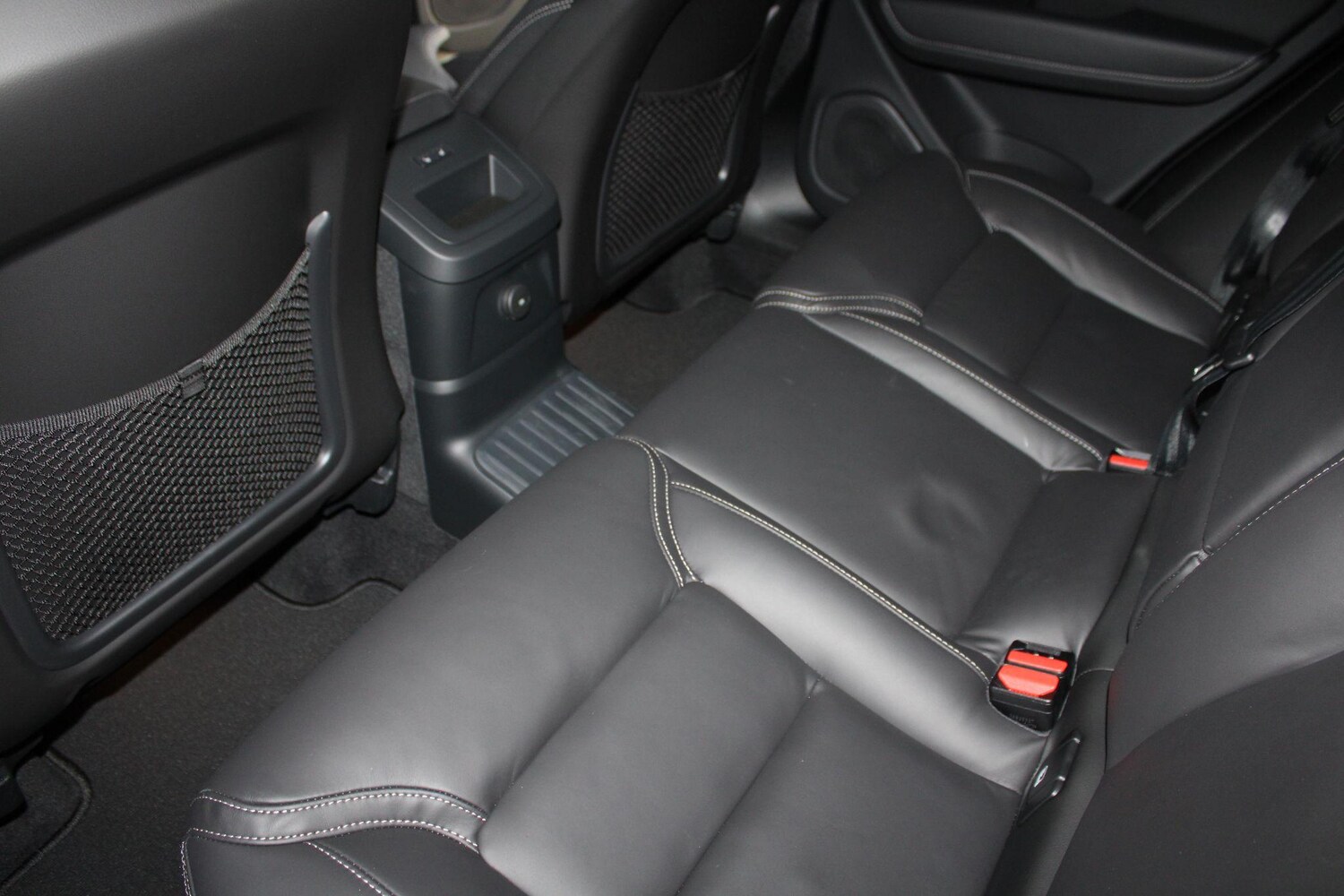 Used Volvo XC60 2024 for sale - 76936157: Photo 13