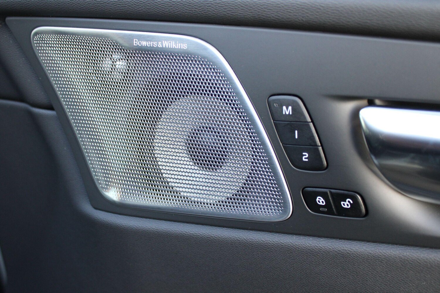 Used Volvo XC60 2024 for sale - 76936157: Photo 18