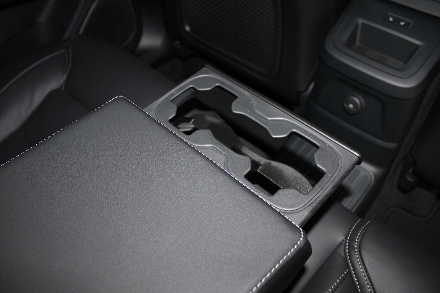 Used Volvo XC60 2024 for sale - 76936157: Photo 20