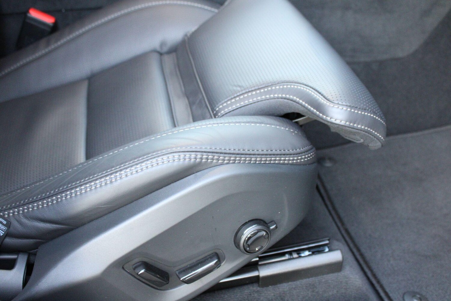 Used Volvo XC60 2024 for sale - 76936157: Photo 33