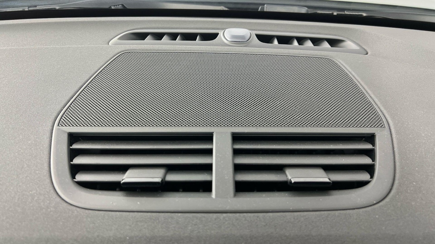 Used Polestar Polestar 2 for sale - 78219977: Photo 24