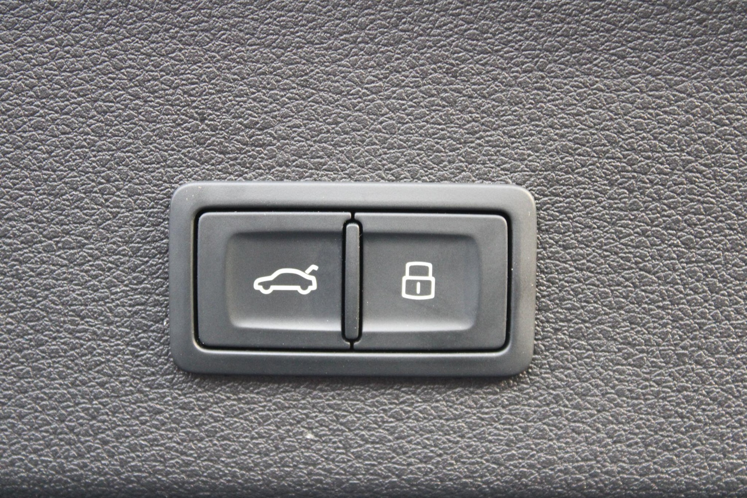 Used Audi e-tron S for sale - 76839289: Photo 17