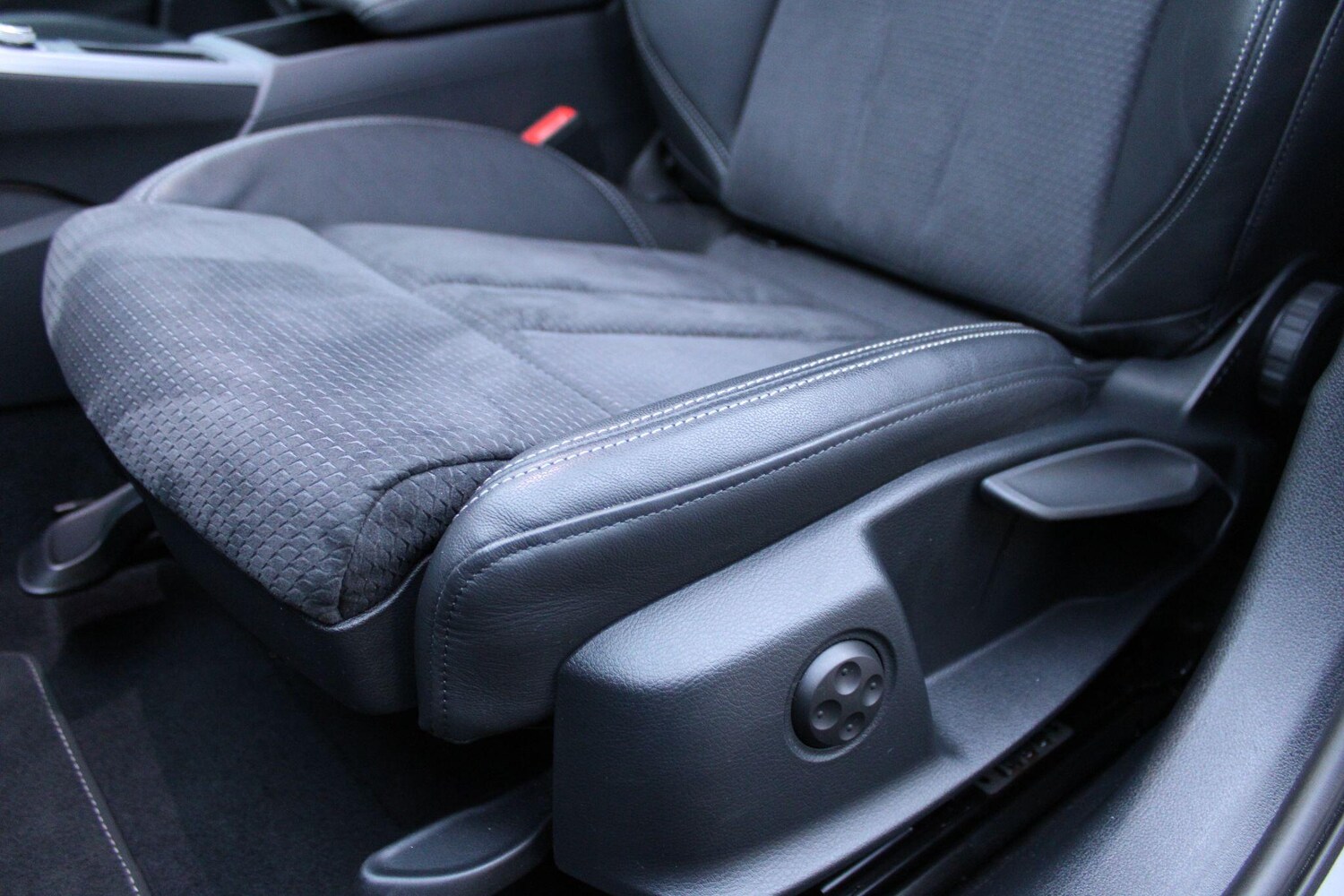 Used Audi A4 2023 for sale - 77108847: Photo 39