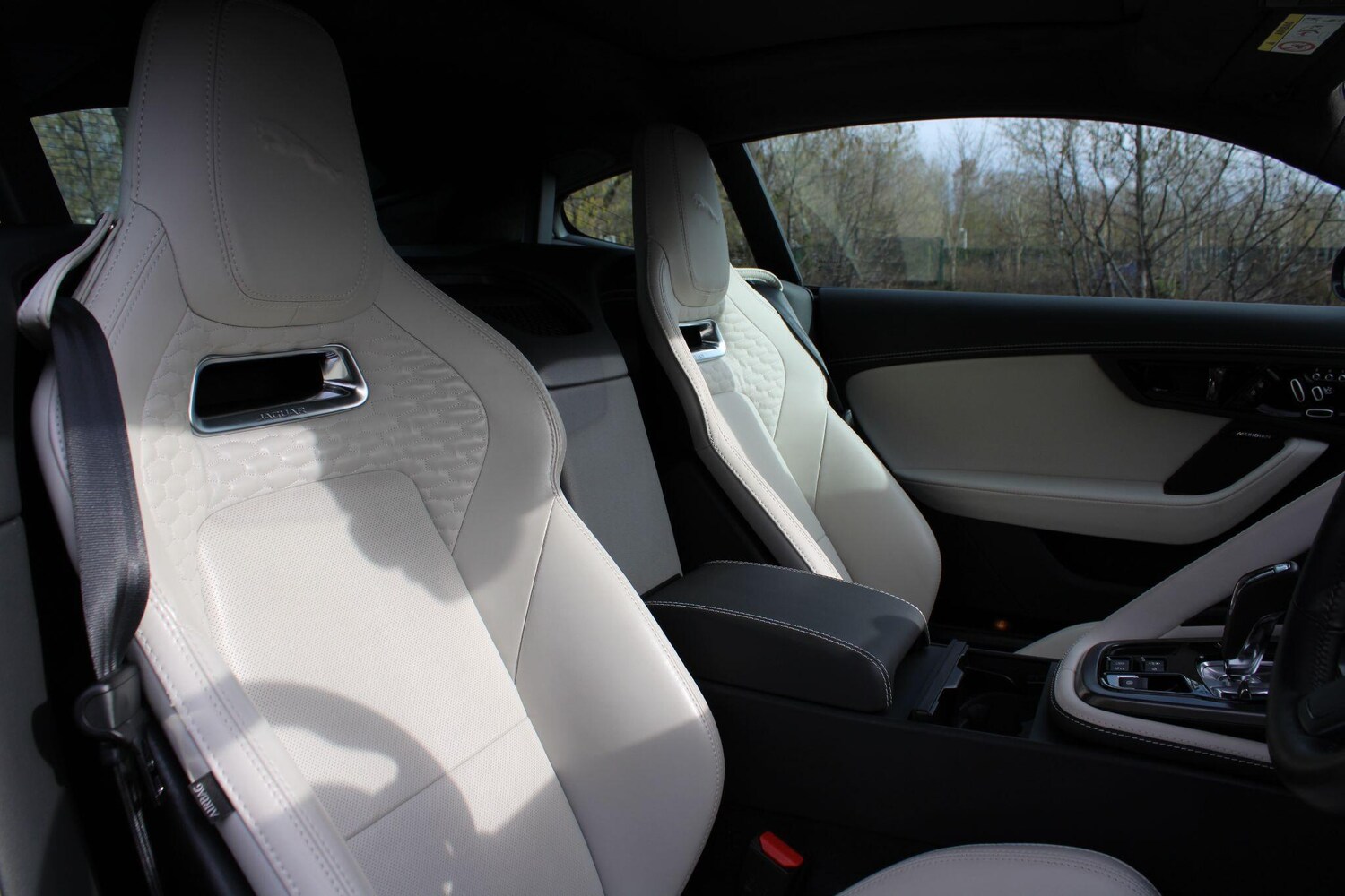 Used Jaguar F-Type for sale - 77710554: Photo 12