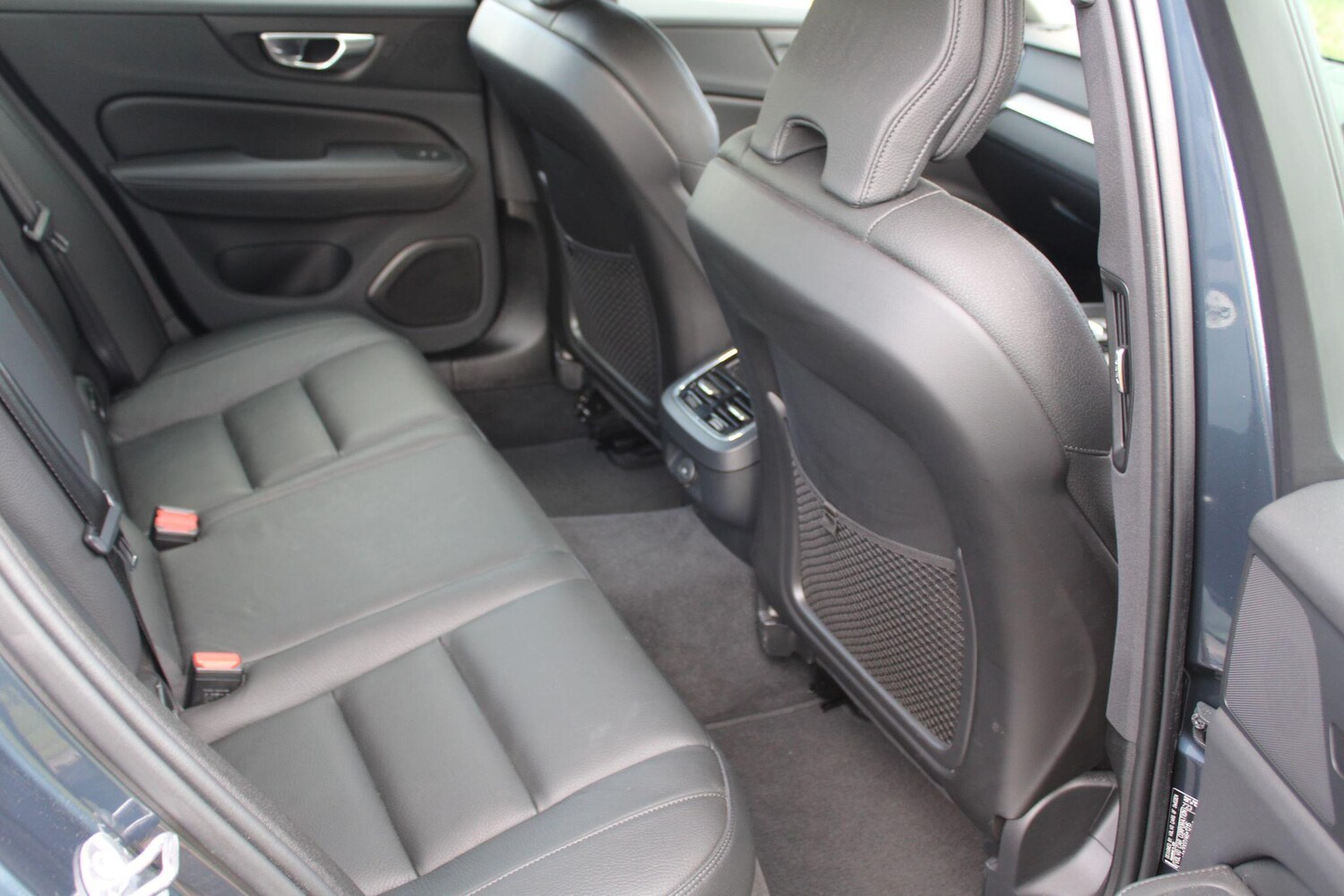 Used Volvo S60 2023 for sale - 77658931: Photo 14