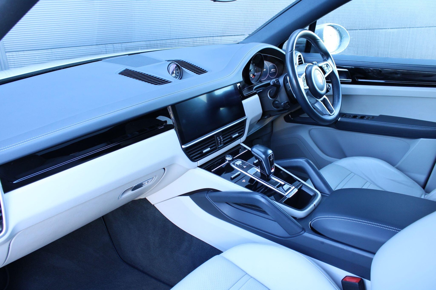 Used Porsche Cayenne 2019 for sale - 77537416: Photo 11