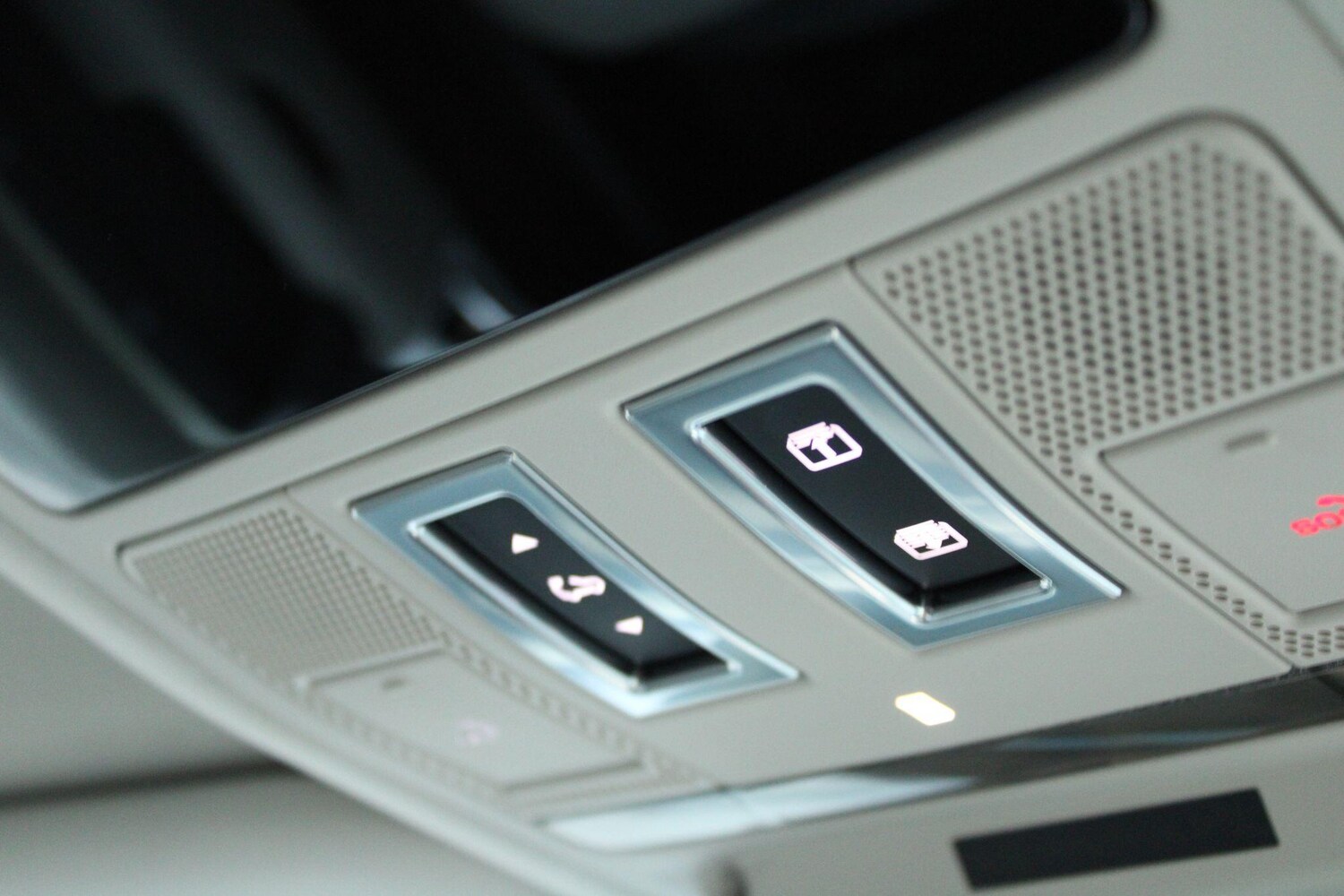 Used Land Rover Defender 2023 for sale - 77479308: Photo 22