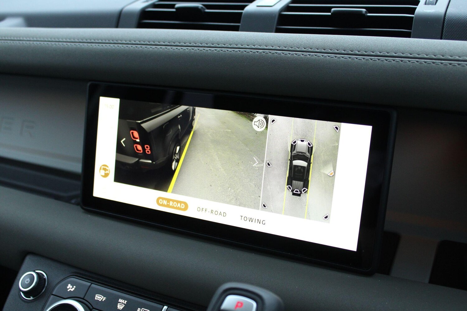 Used Land Rover Defender 2023 for sale - 77479308: Photo 35