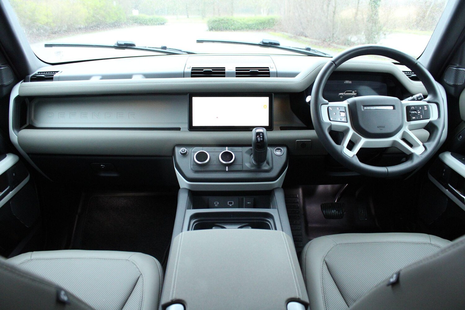 Used Land Rover Defender 2023 for sale - 77479308: Photo 9