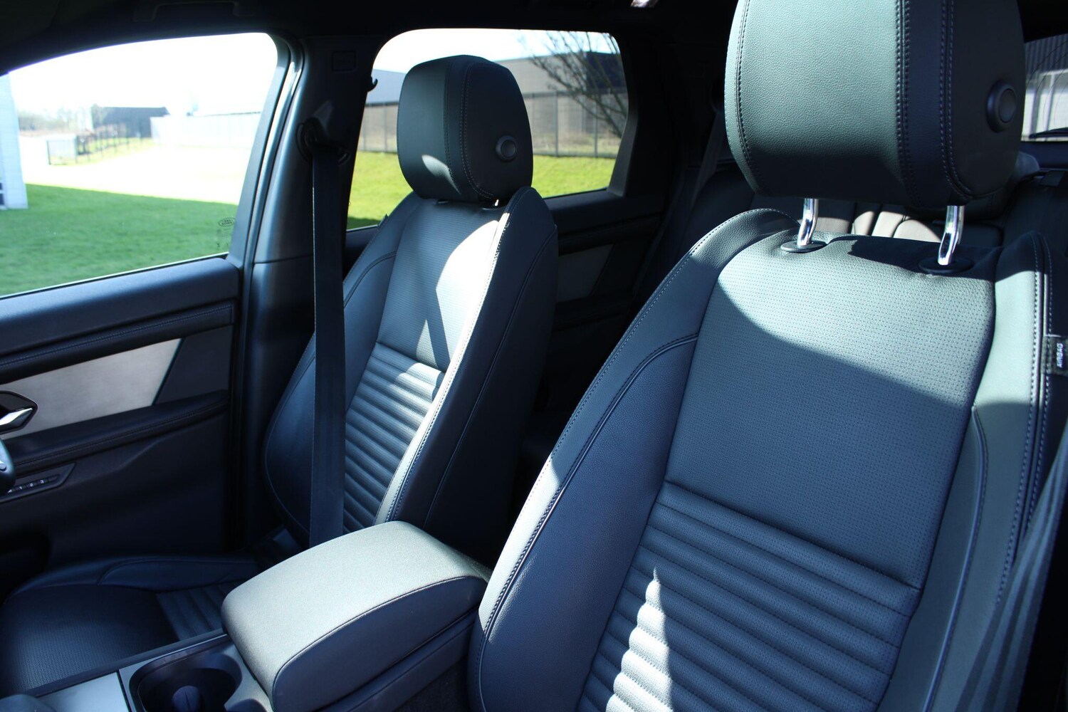 Used Land Rover Discovery Sport for sale - 77925585: Photo 26