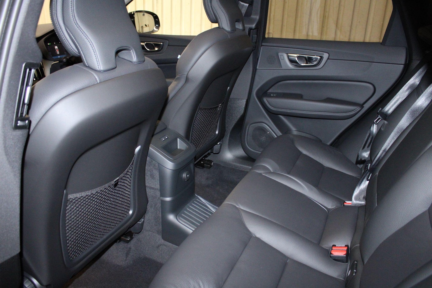 Used Volvo XC60 2024 for sale - 76997110: Photo 11