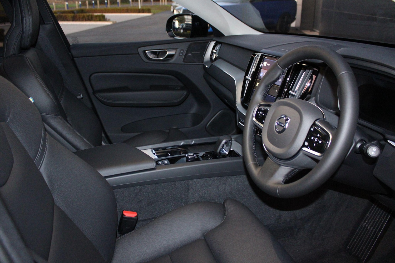 Used Volvo XC60 2024 for sale - 76997110: Photo 14