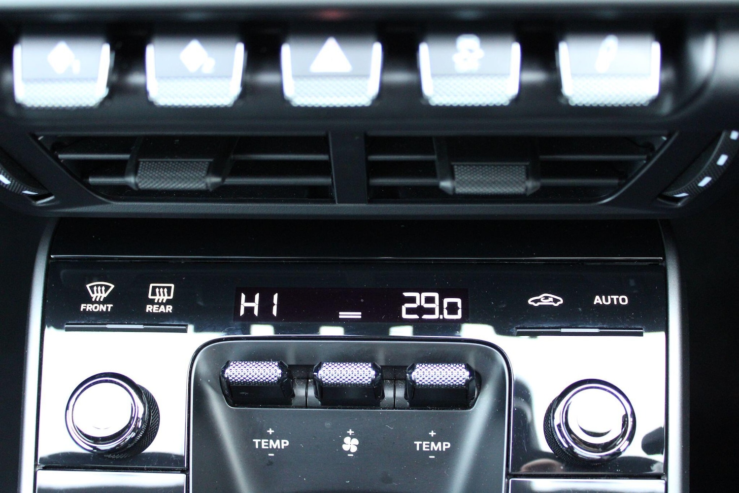 Used Porsche 911 2024 for sale - 77645935: Photo 40