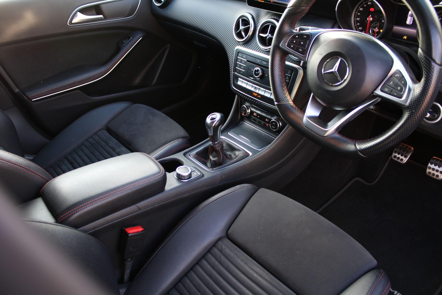 Used Mercedes-Benz A-Class for sale - 77215030: Photo 11