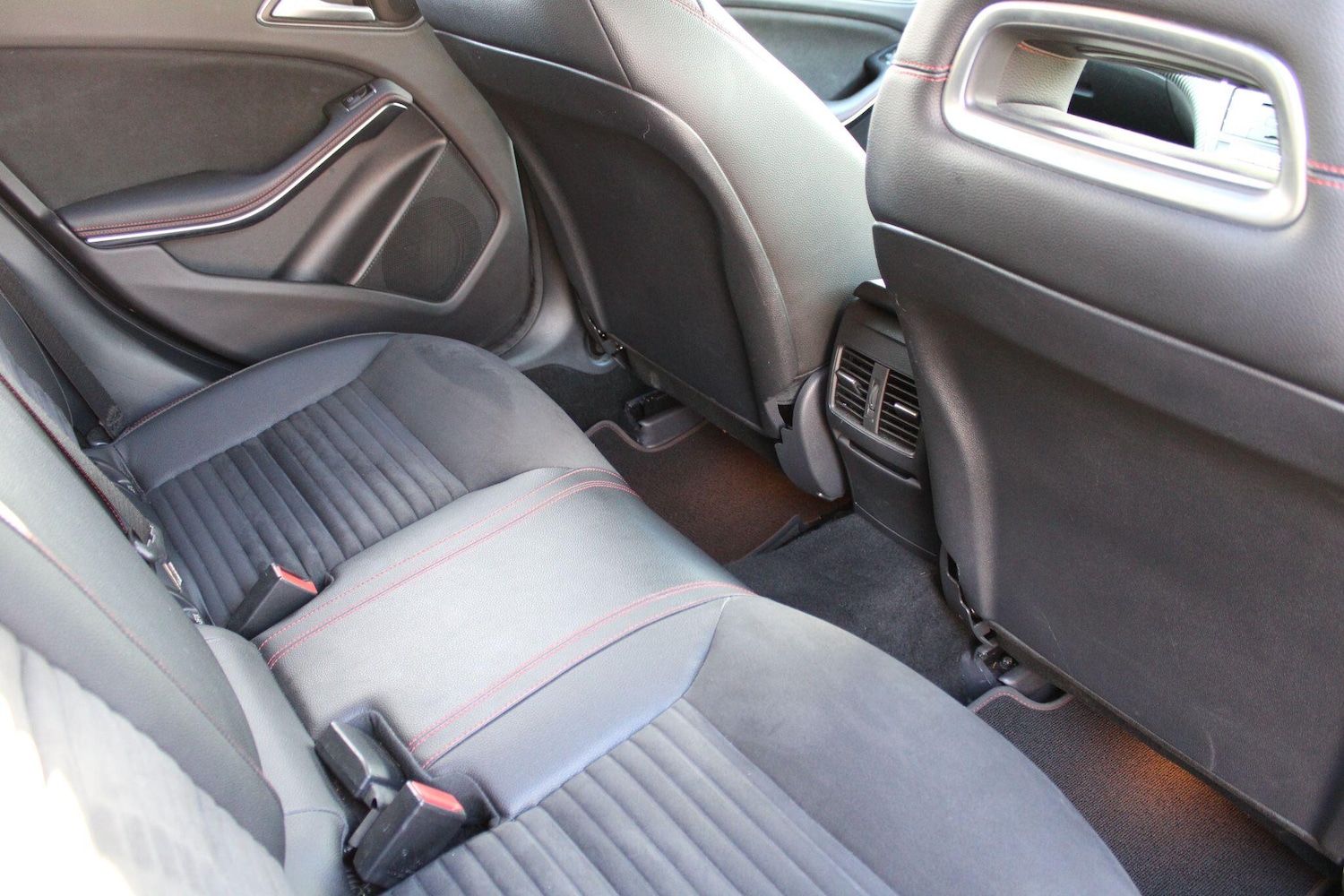 Used Mercedes-Benz A-Class for sale - 77215030: Photo 17