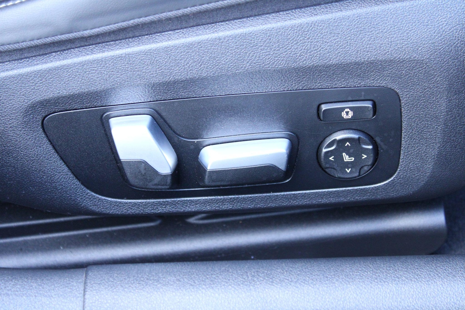 Used BMW 8 Series 2020 for sale - 77081600: Photo 25