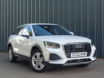 Audi - Q2