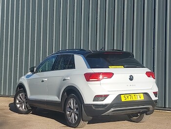 Used Volkswagen T-Roc 2021 for sale - 77580374: Photo