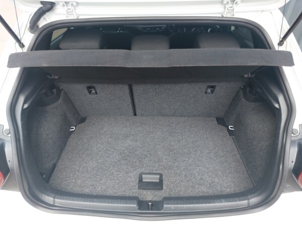 Used Volkswagen Polo 2019 for sale - 76264809: Photo 8