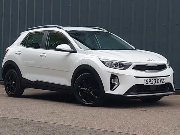 Used Kia Stonic 2023 for sale - 76264819: Photo 1