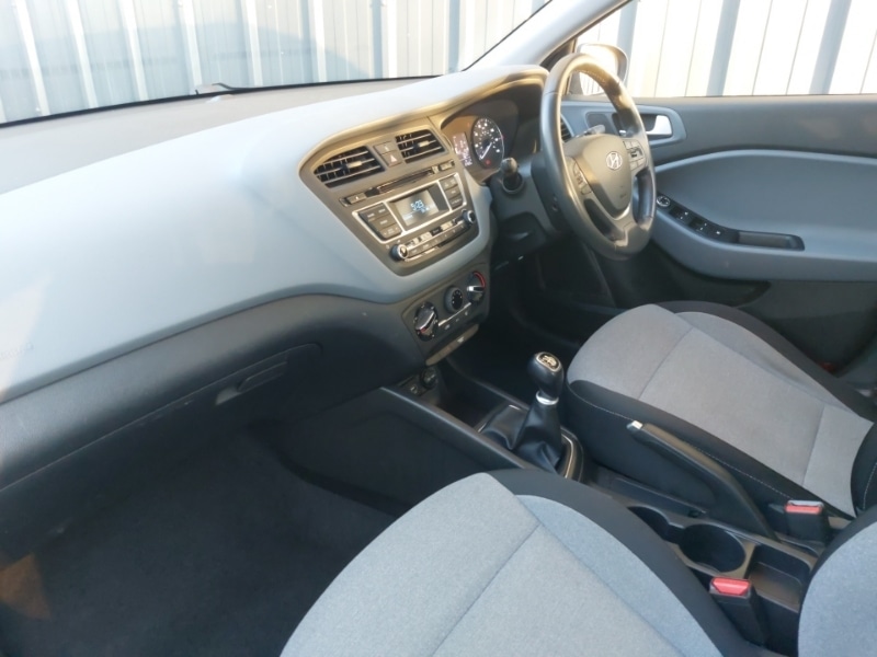Used Hyundai i20 2016 for sale - 77105359: Photo 5