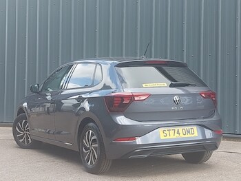 Used Volkswagen Polo 2024 for sale - 79274107: Photo