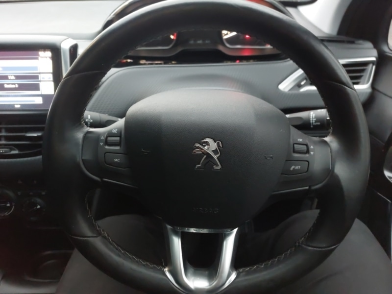 Used Peugeot 208 2017 for sale - 77410302: Photo 19
